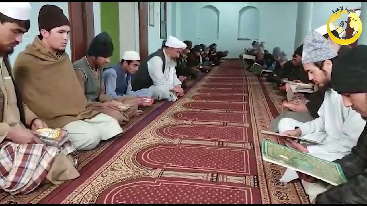 AFGAN KARDEŞLERİMİZ TÜRKİYE'DEKİ DEPREMZEDELERE DUALARINI UNUTMUYOR
