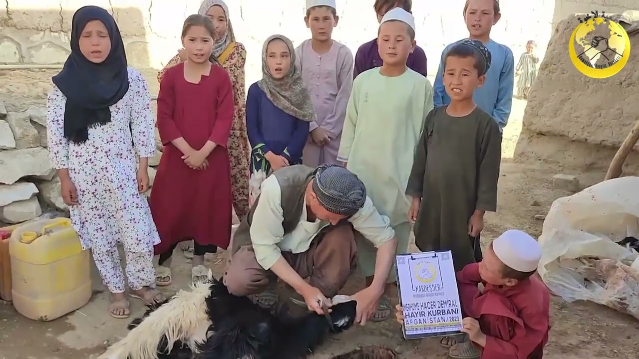KURBANIN AFGANİSTAN'DA YETİM VE MAZLUMLAR İÇİN SEVİNÇ OLSUN