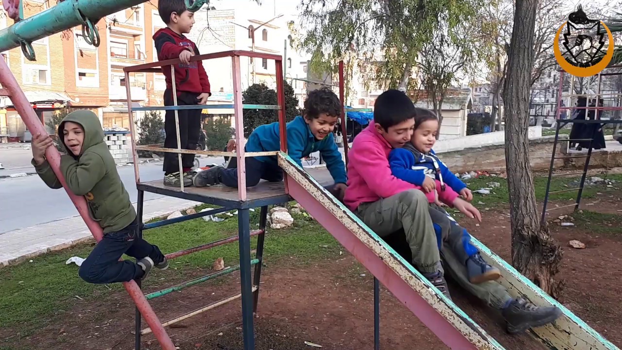 EĞLENMEK YETİMLERİN DE HAKKI