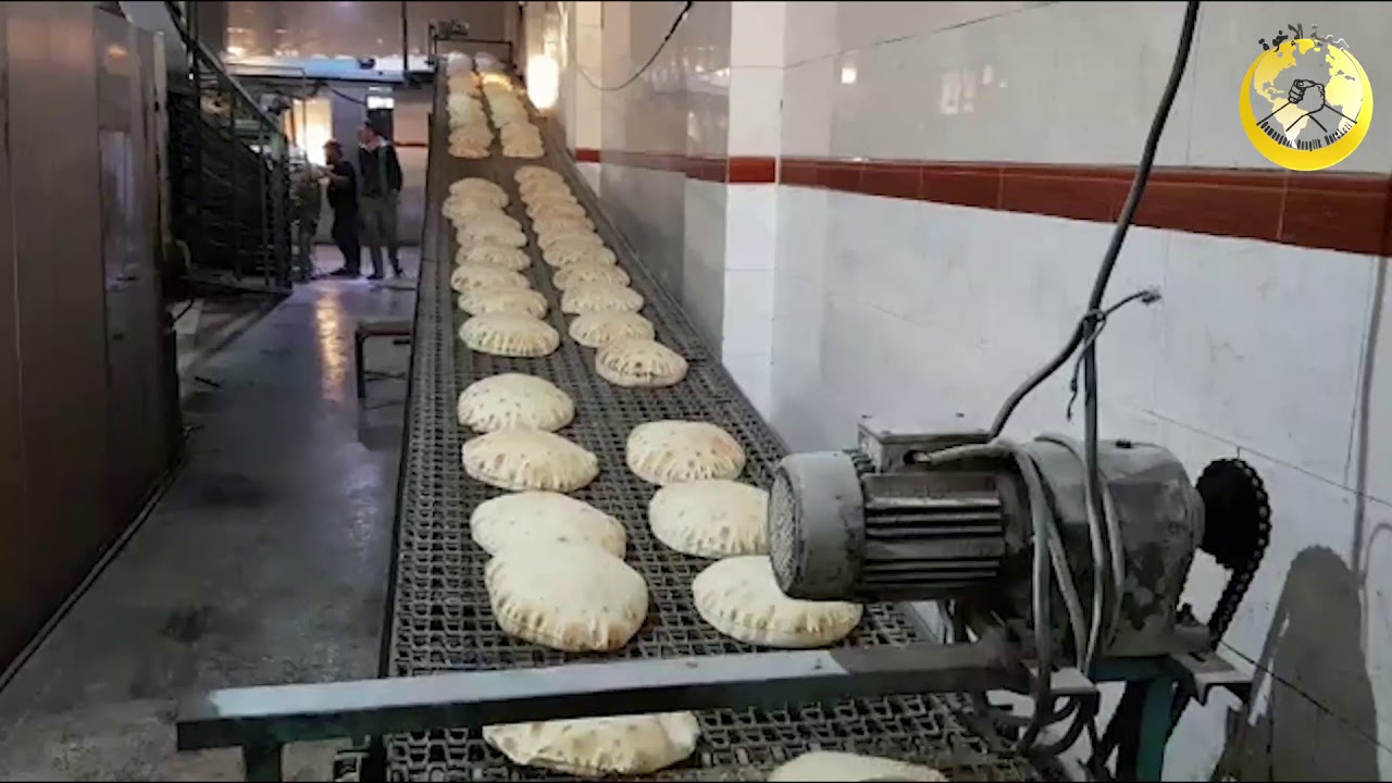 GÖNDERMİŞ OLDUĞUNUZ UN YARDIMI TIRI İDLİB'DEKİ FIRINIMIZA ULAŞTI