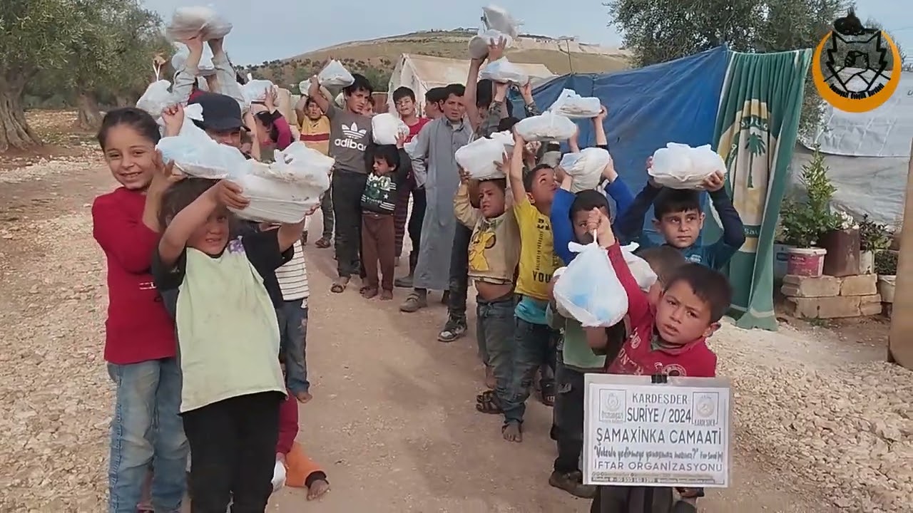 İDLİBLİ KARDEŞLERİMİZE YEMEK İKRAMI