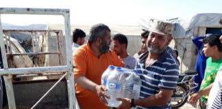 Savaş bölgelerinde su dağıtımı Suriye 04