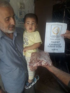 Yetimlere Akika kurbanı bağışı 06