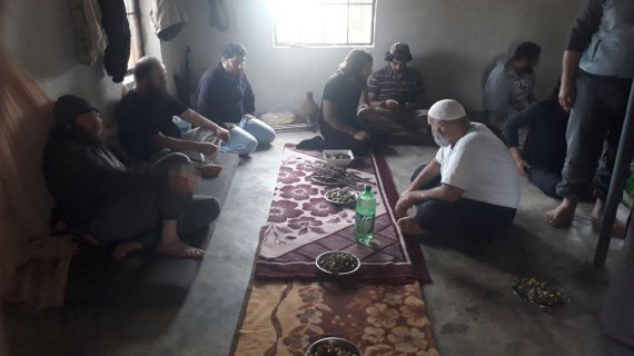 Türkmen Dağında hayır kurbanı ikramı 04