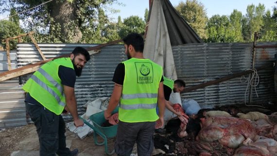 Kardeşder Allah yolundaki çabaları için kardeşlerine teşekkür ediyor 01