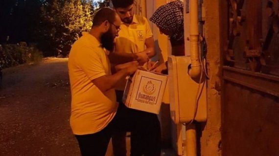 İhtiyaç sahiplerinin kapısını çalmaya devam ediyoruz 11