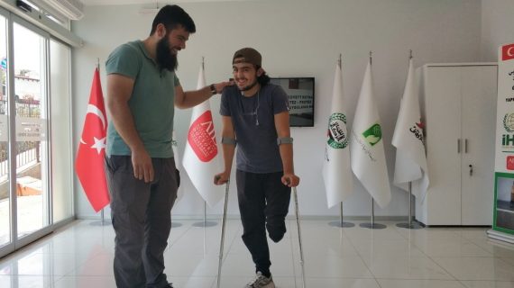 Kardeşimiz yürümeye adım adım yaklaşıyor 01