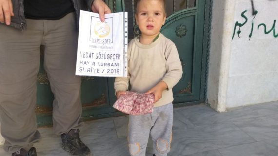 İdlibde hayır kurbanlarınızı yetimler ve ihtiyaç sahiplerine ulaştırıyoruz 08