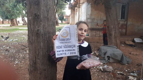 İdlibde hayır kurbanlarınızı yetimler ve ihtiyaç sahiplerine ulaştırıyoruz 11