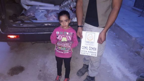 Akika kurbanı bağlarınızla Suriyede yetimlerin yüzü gülüyor 05