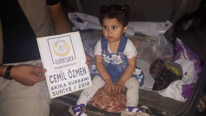 Akika kurbanı bağlarınızla Suriyede yetimlerin yüzü gülüyor 02 Akika kurbanı bağlarınızla Suriyede yetimlerin yüzü gülüyor 02