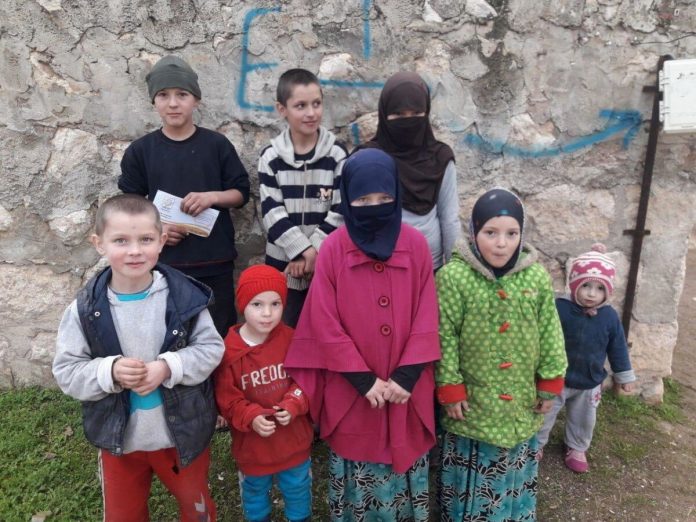 9 yetimli Çeçen aile sahip çıkılmayı bekliyor 01 9 yetimli Çeçen aile sahip çıkılmayı bekliyor 01
