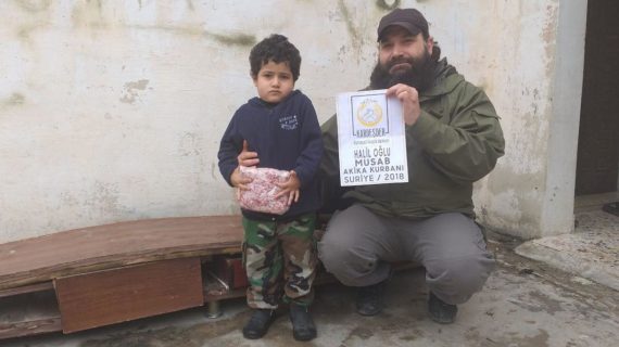 Akika kurbanlarınızla onları sevindirmek istemez misiniz 15