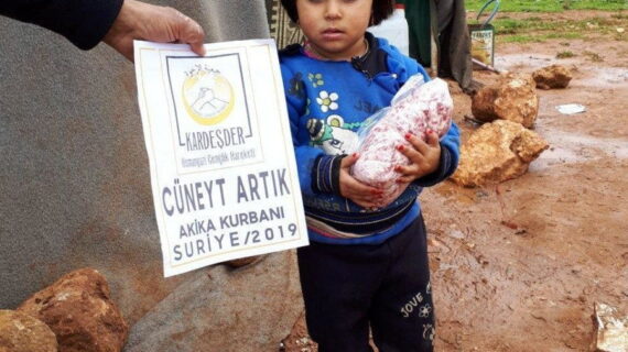 Zor şartlardaki kardeşlerinize akika kurbanlarınızı ulaşıyoruz 08 e1548770596650