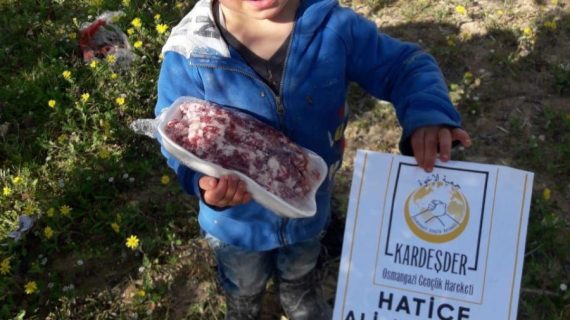 Akika adak ve şükür kurbanlarınızın etlerin mazlumların sofralarına taşıyoruz 11