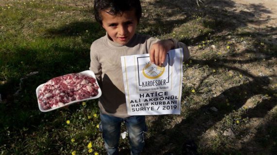 Akika adak ve şükür kurbanlarınızın etlerin mazlumların sofralarına taşıyoruz 15
