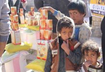 Yemen’e gıda yardımlarımız sürüyor Yemene gıda yardımlarımız sürüyor 13