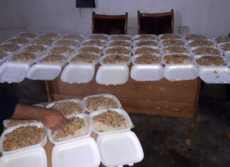 Almanyadan yetim ve yoksulların soflarına bir kap yemek de benden olsun diyerek 01