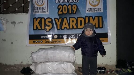 İdlibde kışlık yakacak dağıtımı 05