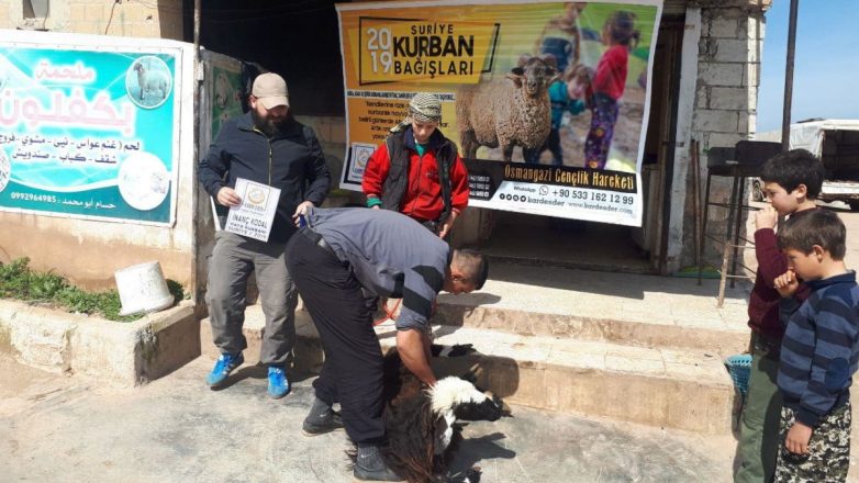 Aşevimiz için bağışlanan iki adet kurban 08