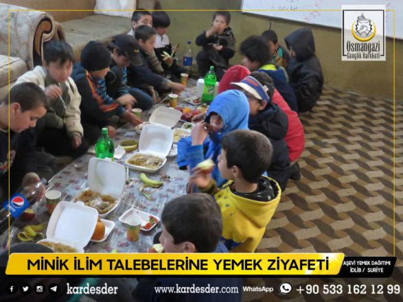 Minik ilim talebelerine yemek ziyafeti 07