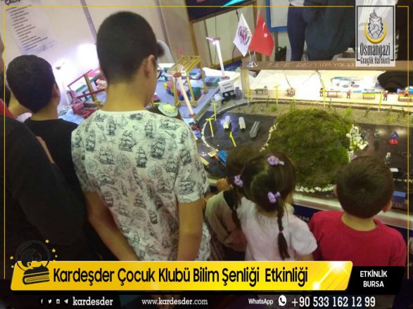 BİLİM ŞENLİĞİNDEN KARELER VE BİR NOT 05