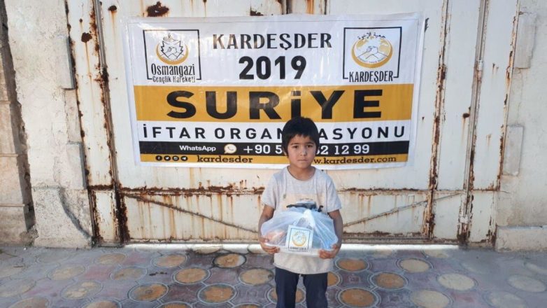 İDLİBDE MUHACİR YETİMLERİMİZE İFTAR 14