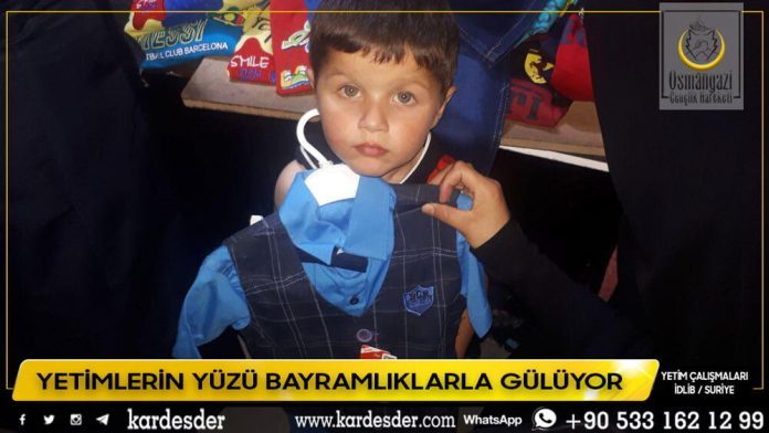 Yetimlerin Yüzü Bayramlıklarla Gülüyor 36