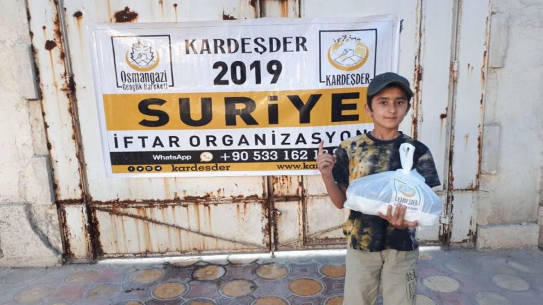İDLİBDE MUHACİR YETİMLERİMİZE İFTAR 20