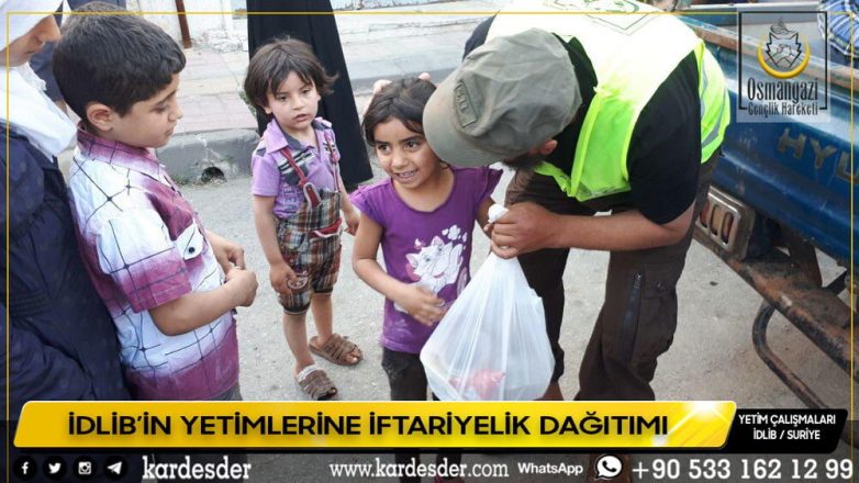 İDLİBİN YETİM VE ÖKSÜZLERİ İÇİN İFTARİYELİK DAĞITIMI 24