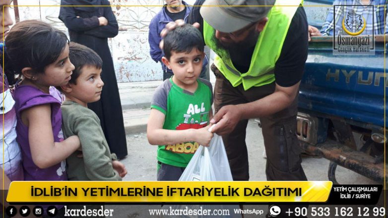 İDLİBİN YETİM VE ÖKSÜZLERİ İÇİN İFTARİYELİK DAĞITIMI 30