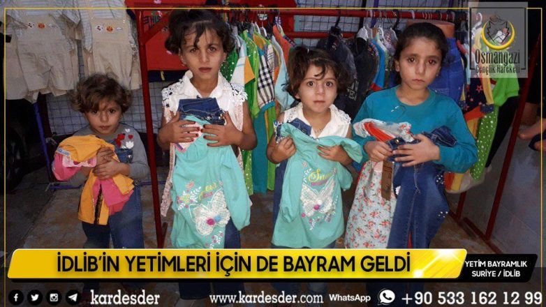 İdlibin yetimleri bu bayram da güldü 04