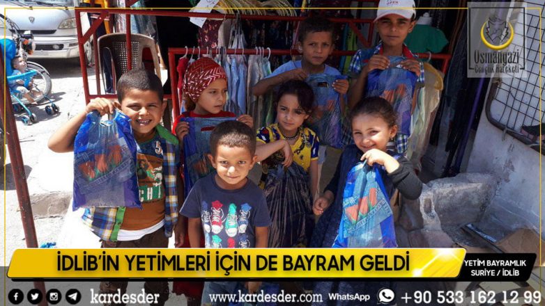 İdlibin yetimleri bu bayram da güldü 35