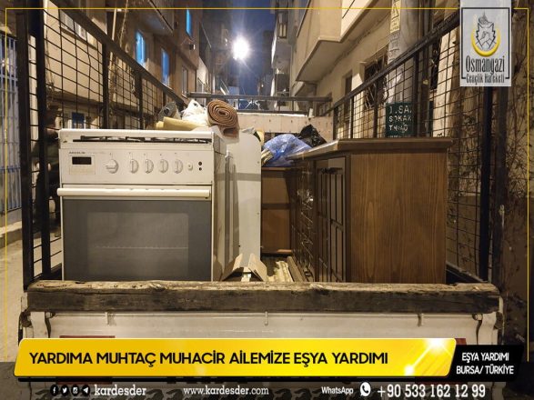 bombardımanlar sonucu türkiyeye sığınmak durumunda kalan ailemize eşya yardımı 09