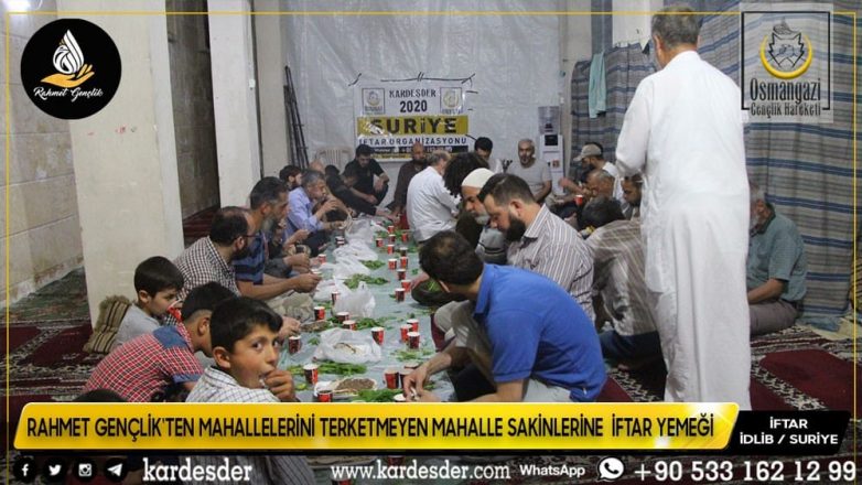 rahmet genclik ten mahallelerini terketmeyen mahalle sakinlerine iftar yemegi 08