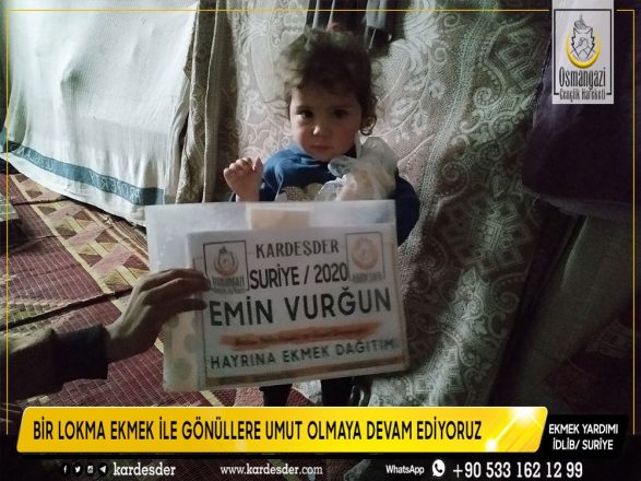 sizin icin bir ekmek onlar icin ise umut demek 03