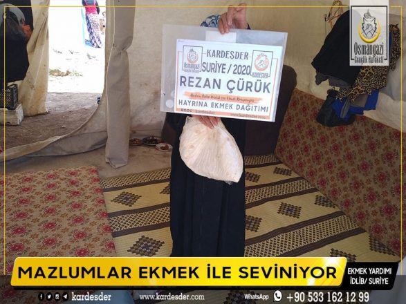 burasi suriye burada mazlumlar ekmek ile seviniyor 13