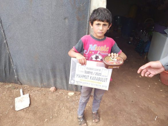 Yetimlere İkram Etmeye Devam Ediyoruz — 30