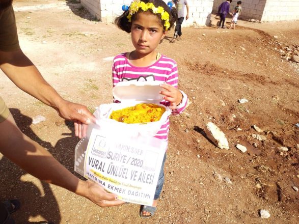 bir kap yemek ile yoksullara destek ol 11