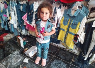 yetimlere destek ol sen de bir yetim giydir 08