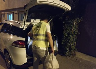pandemiden dolayi ihtiyaclarini karsilayamayan ailemize gida ve pazarlik yardimi 06