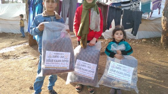 battaniye yardimlarimiz yetim ve mazlumlar usumesin diye devam ediyor 11