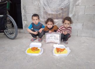 sicak bir yemek bulmakta zorlanan kardeslerine destek ol 09