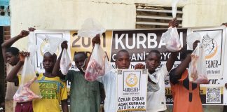 adak kurbanlariniz yetim ve mazlumlari sevindiriyor 01