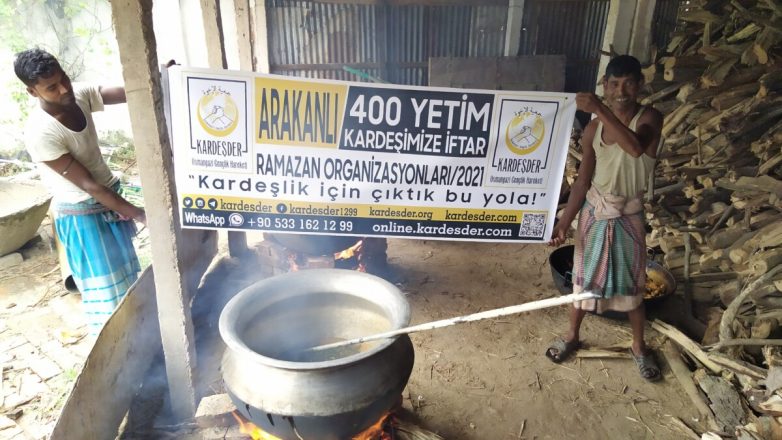 arakanli yetim kardesimiz ile iftar sofralarinda bulusuyoruz 07