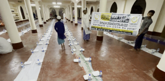 arakanli yetim kardeslerimiz ile iftar sofralarinda bulusuyoruz 02