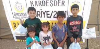 azerbaycan daki muslumanlar yetimler ile iftarda bulustu 14