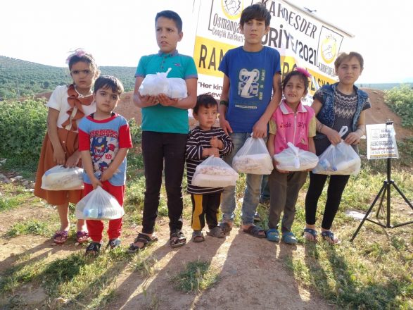 azerbaycan daki muslumanlar yetimlere kol kanat geremeye devam ediyor 24