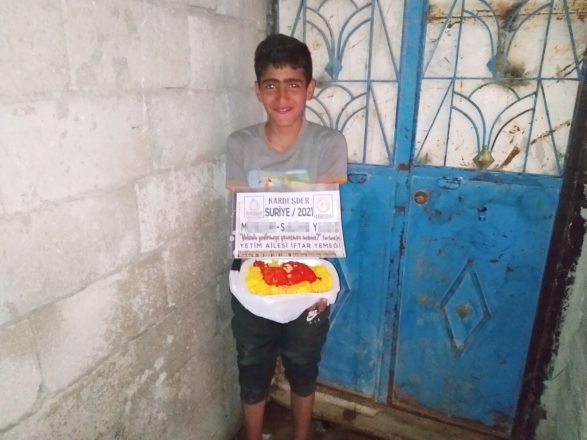 sizleri yetimler ile iftar sofralarinda bulusturuyoruz 11