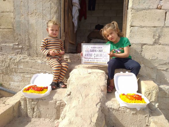 yetim aileleri bagislariniz ile iftar yapiyor 02